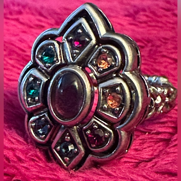 WOW Authentic Gucci Cocktail Ring - Picture 2 of 16